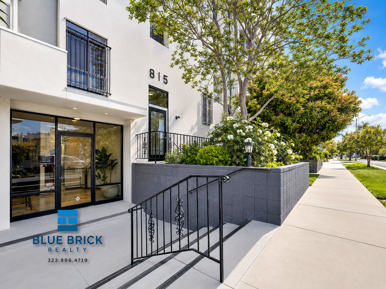 815 S Shenandoah St #100 - Photo 3 of 10