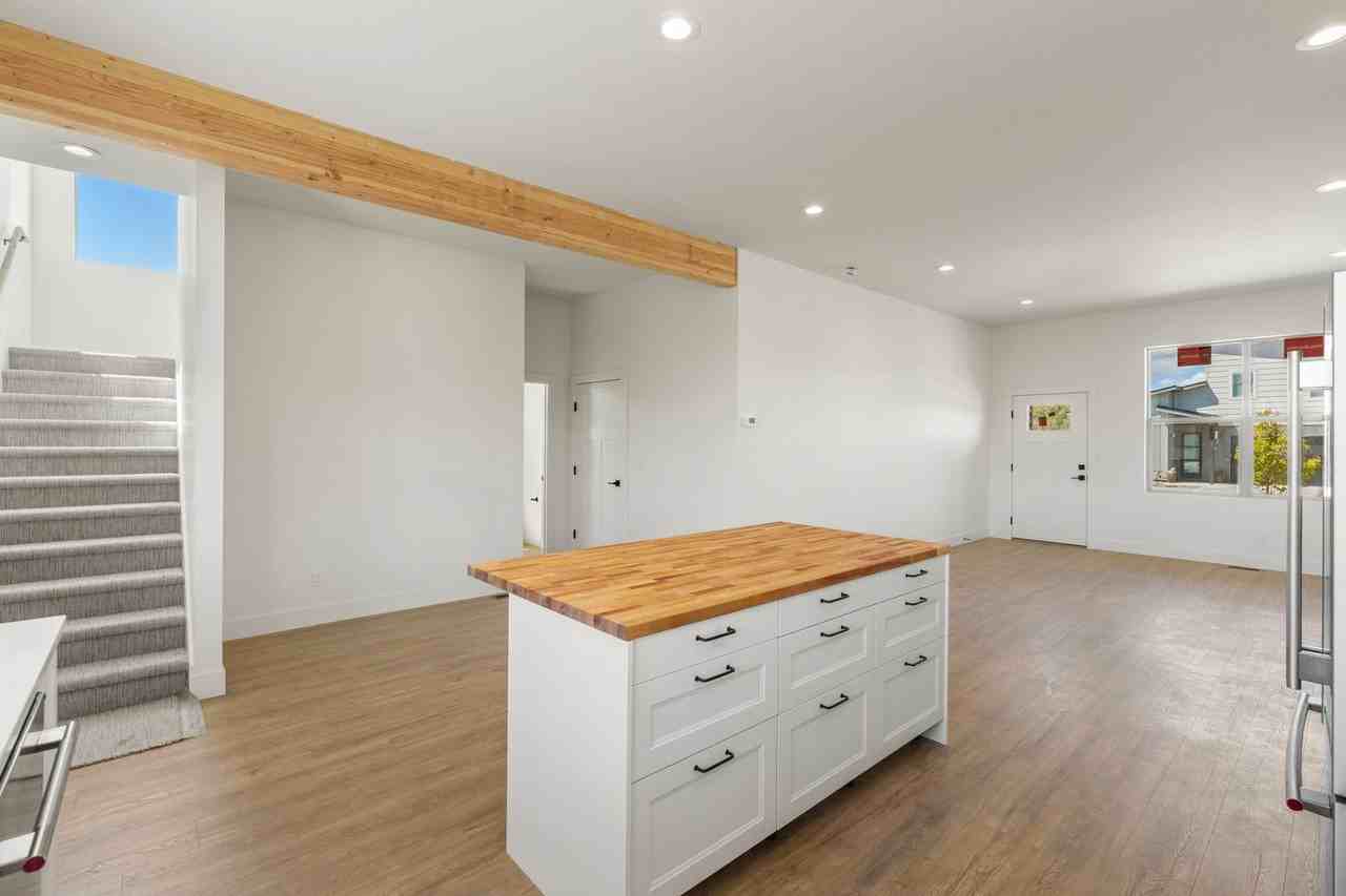 115 Elevation Dr - Photo 6 of 31
