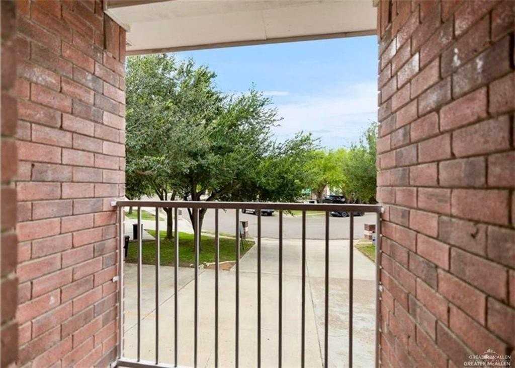 103 S 48th Ln #3 - Photo 6 of 14