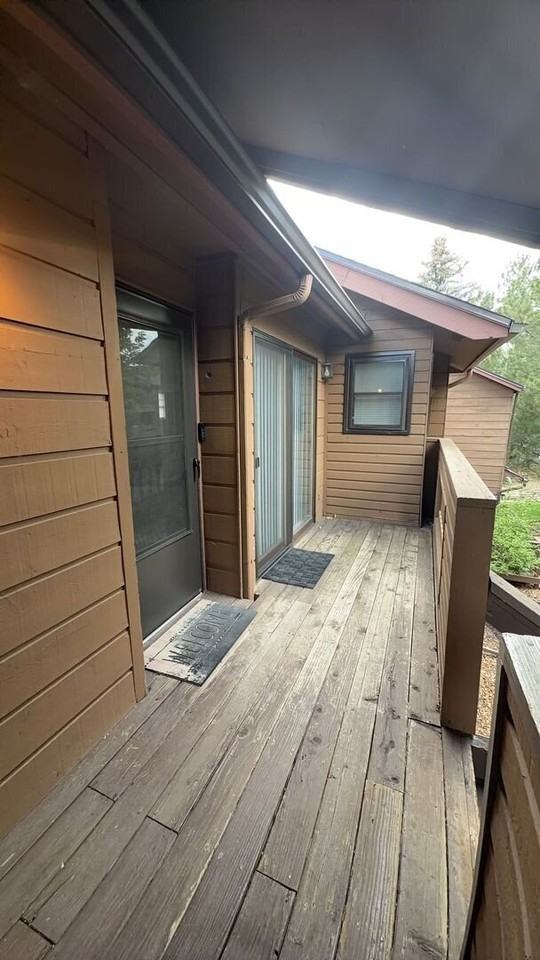 971 Moorings Dr - Photo 3 of 14