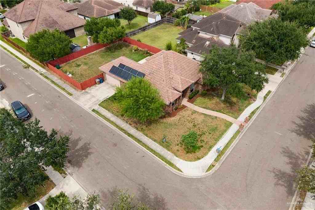 3121 Whitewing Ave - Photo 2 of 25