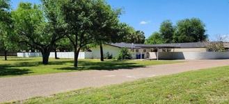 10701 N Ware Rd - Photo 1 of 1