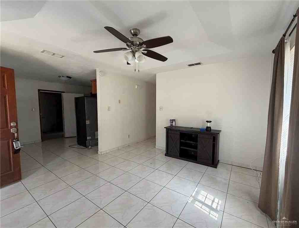 108 W La Quinta Dr - Photo 2 of 22