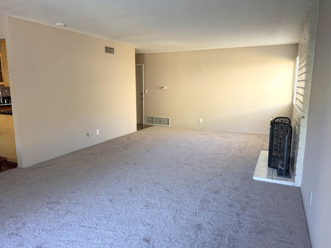 3528 Castle Rock Rd #1 - Photo 5 of 27