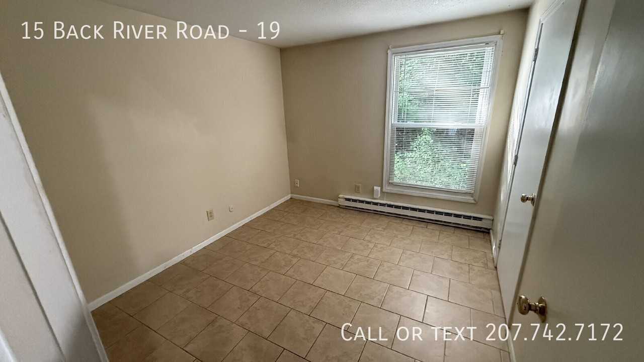 15 Back River Rd #19 - Photo 4 of 16