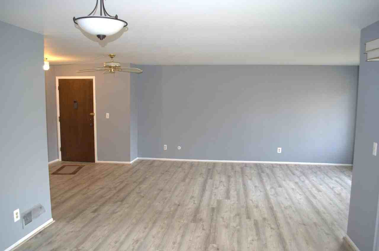 30831 Hunters Dr #23 - Photo 2 of 11