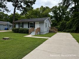 featured image of 833 Amye St