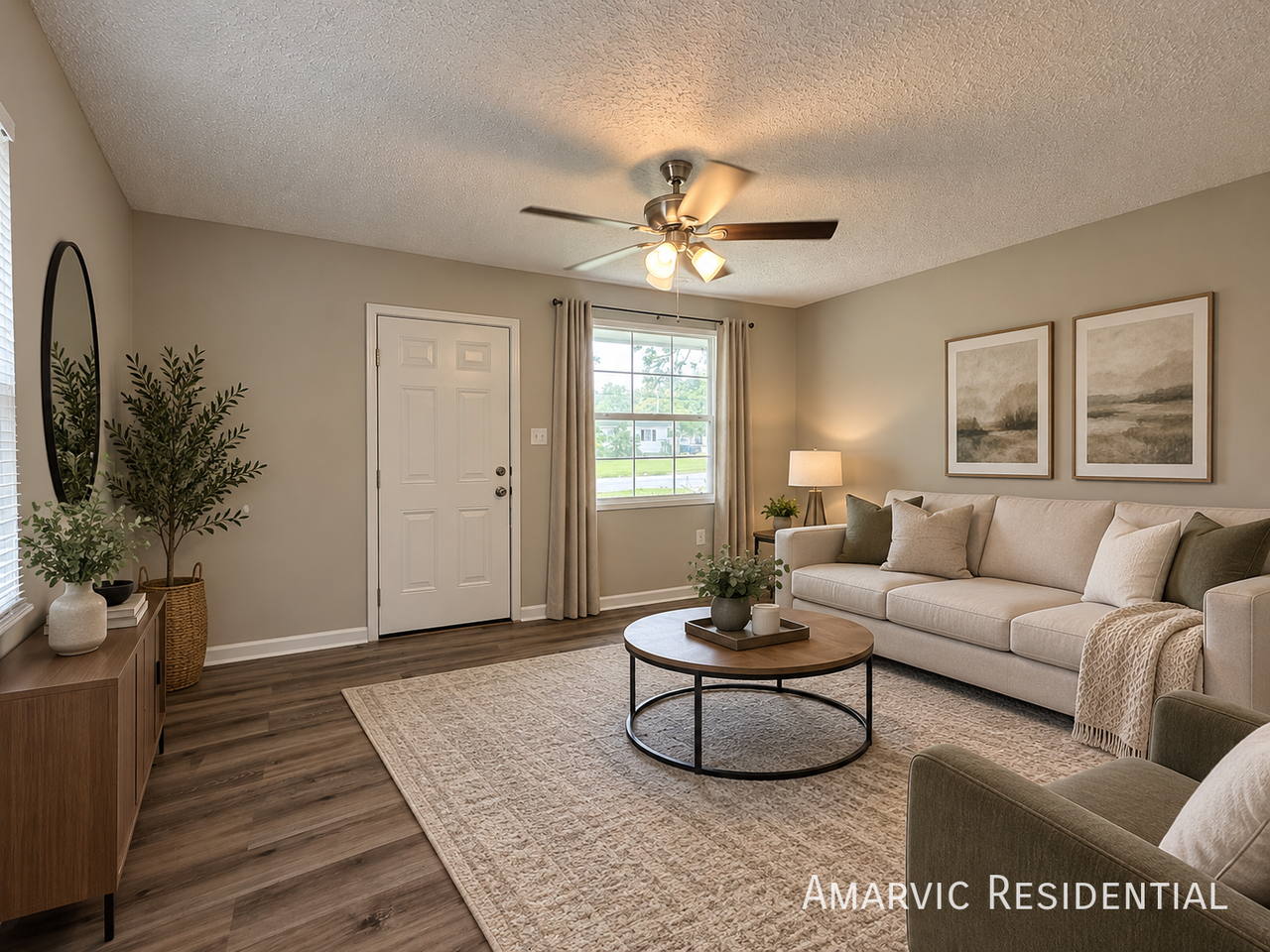 833 Amye St - Photo 3 of 15
