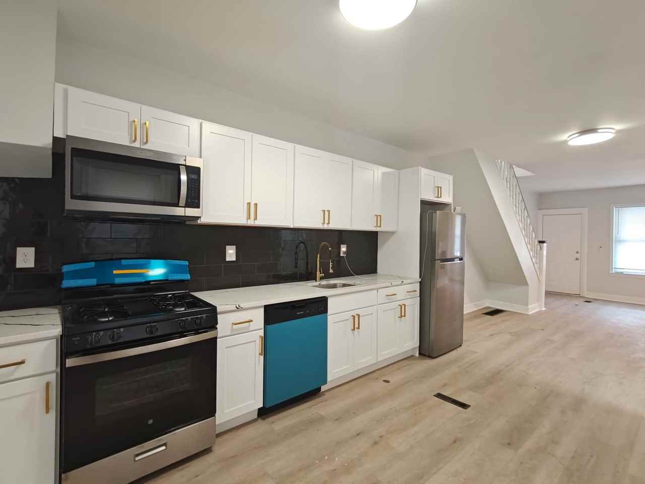 223 N 58th St - Photo 6 of 16