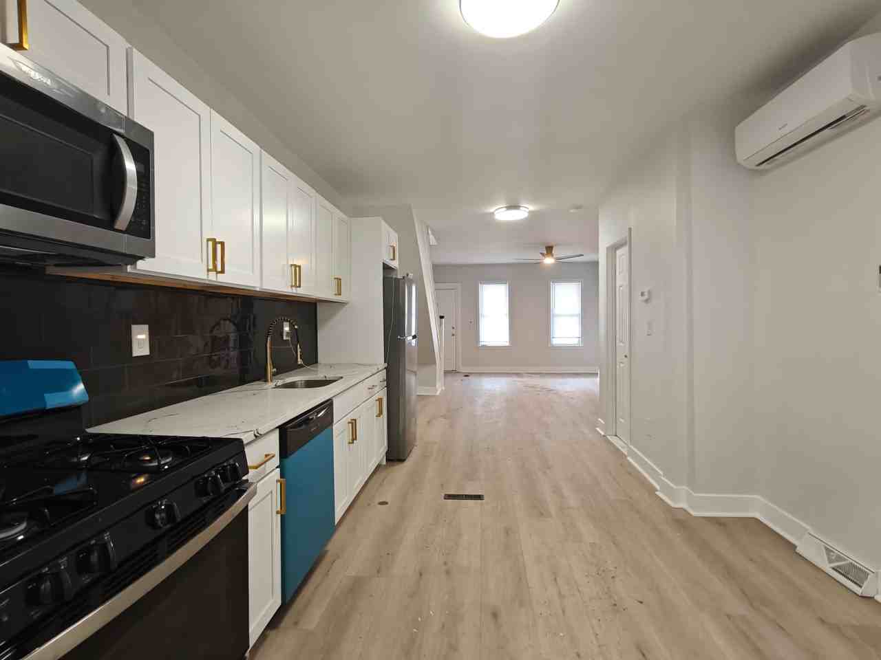 223 N 58th St - Photo 7 of 16