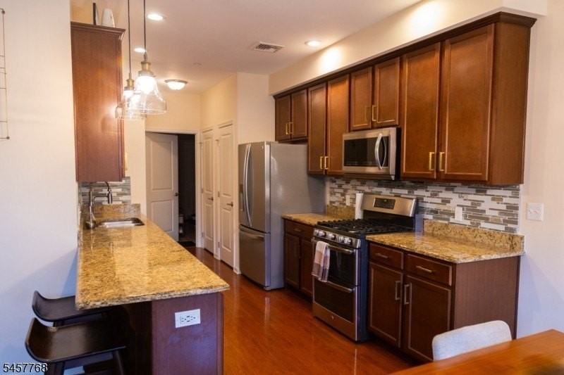 501 Lopez Ln - Photo 2 of 13