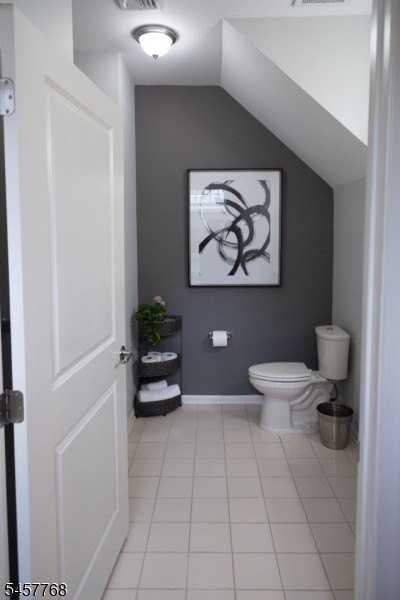 501 Lopez Ln - Photo 5 of 13