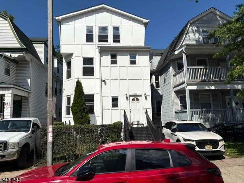 239 S Clinton St #1