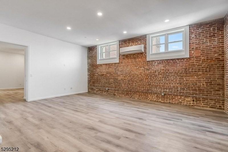 7 Moran St #B - Photo 4 of 22