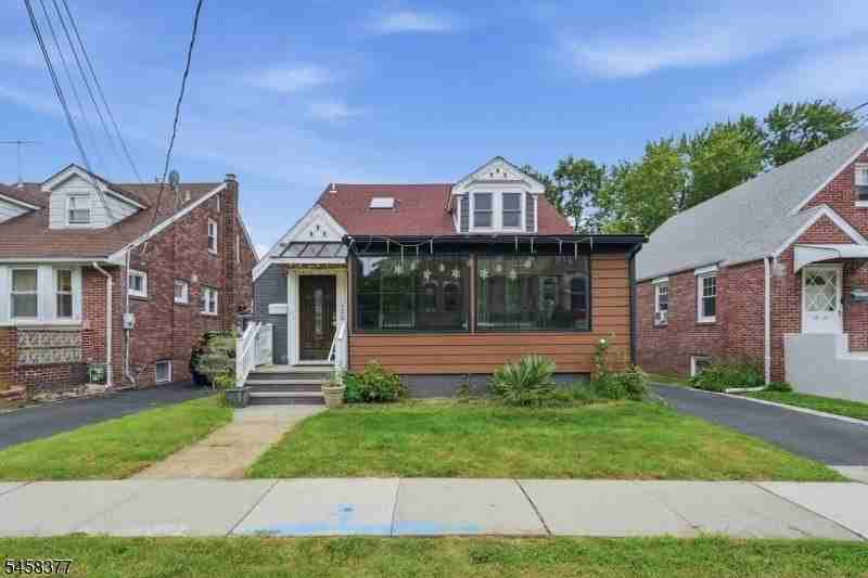1208 Orange Ave - Photo 2 of 38