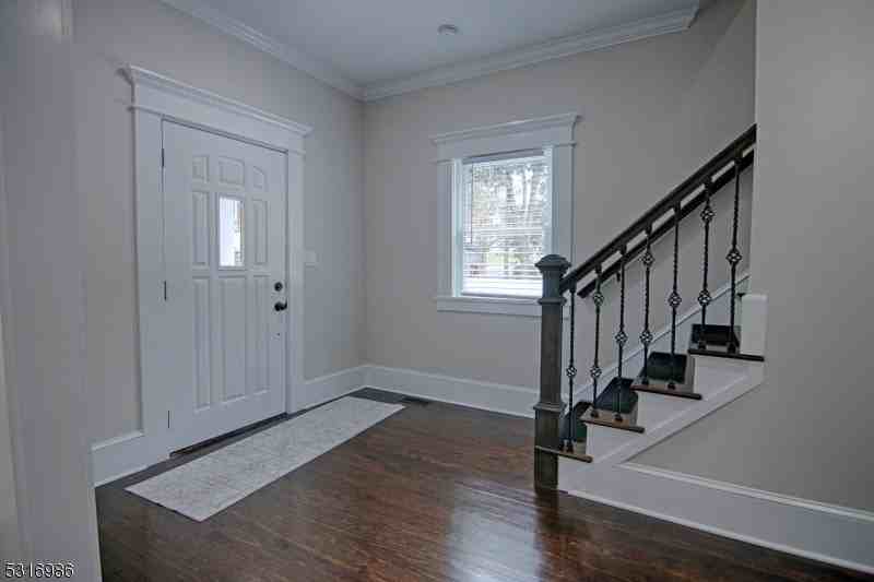 21 Seney Dr - Photo 4 of 12