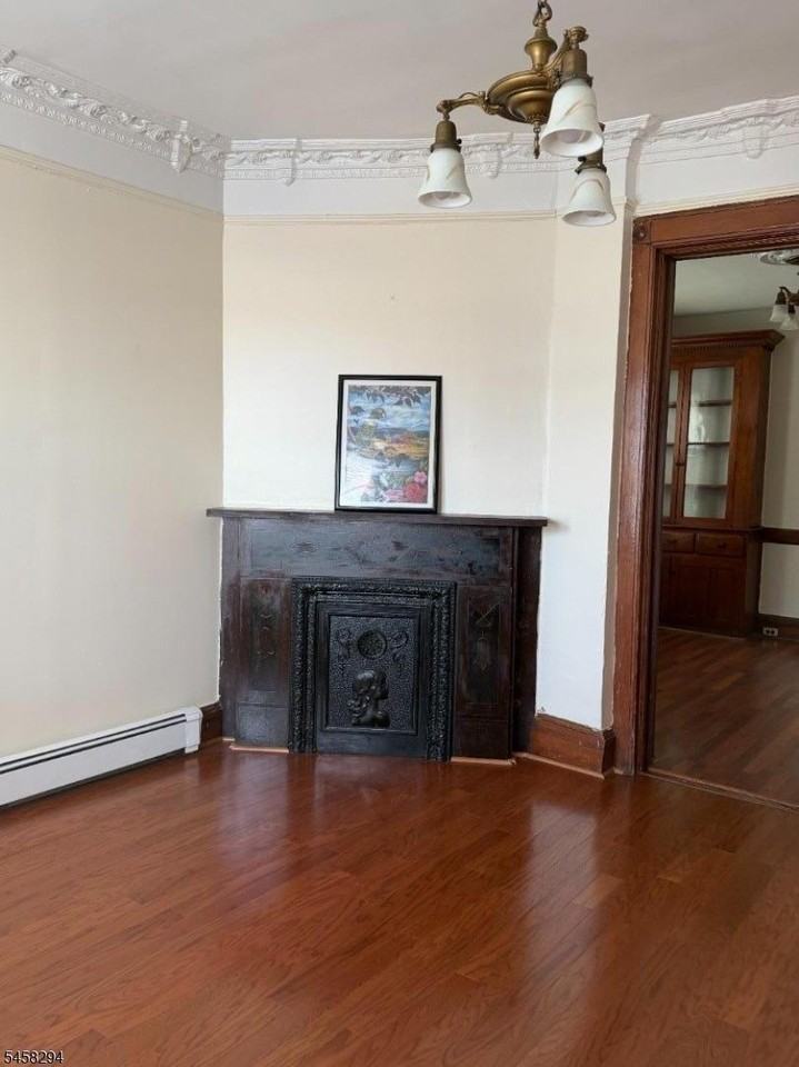 330 Bloomfield Ave #3 - Photo 2 of 11