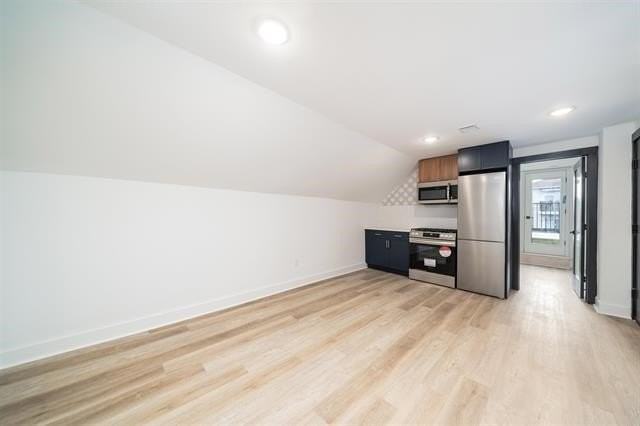 169 Webster Ave #3 - Photo 6 of 22