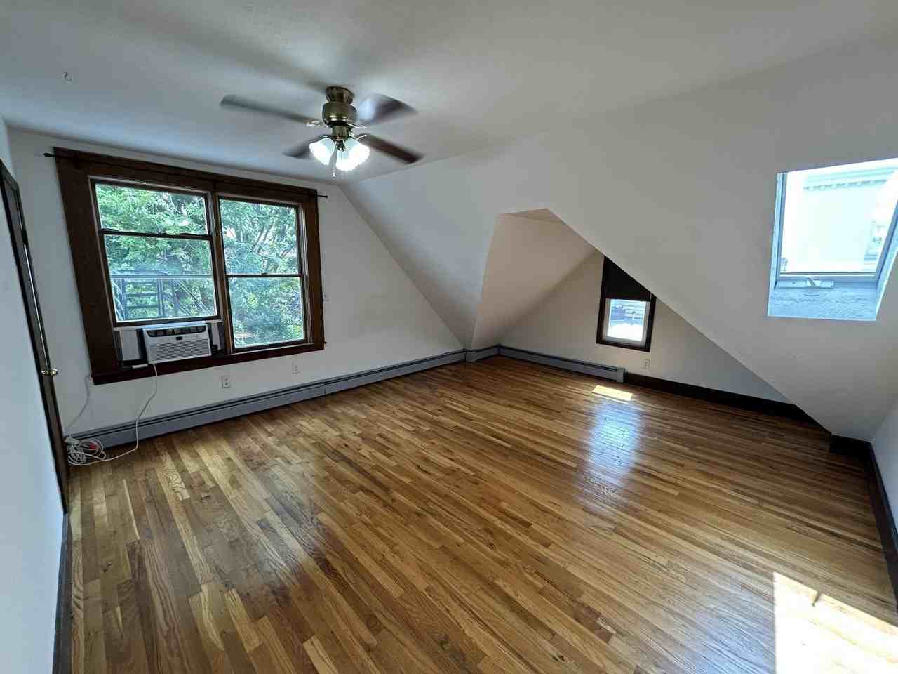 16 46th St #5 - Photo 4 of 16