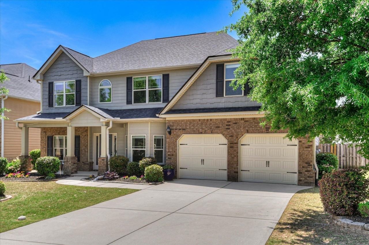 2458 Sunflower Dr - Photo 3 of 50