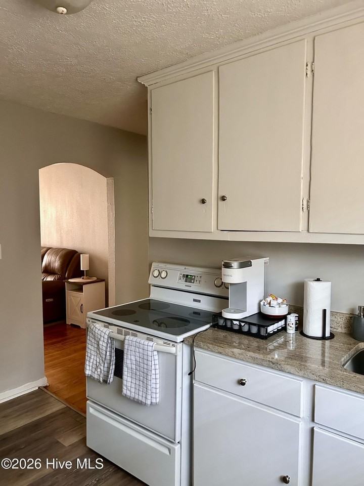 309 Rosalyn Rd - Photo 5 of 7