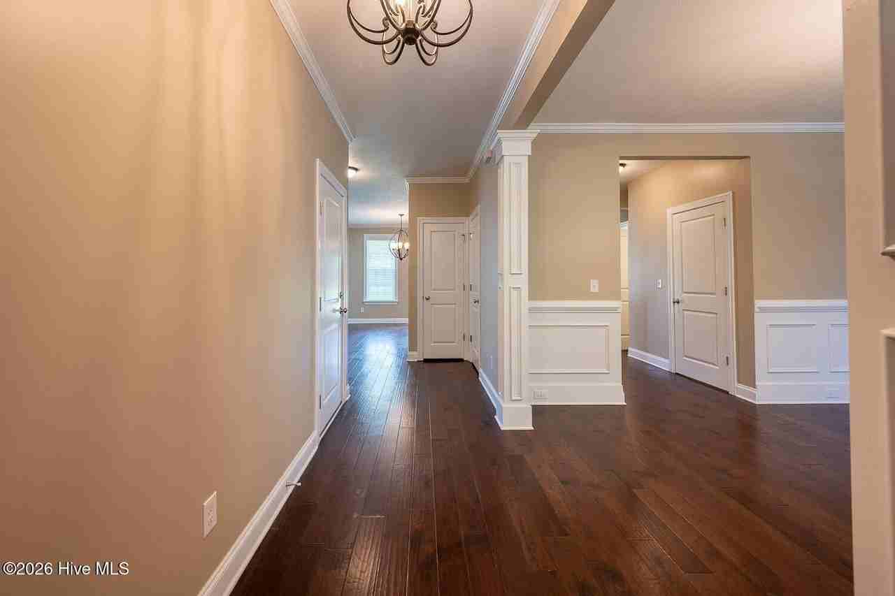 536 Bunchgrass St - Photo 3 of 32