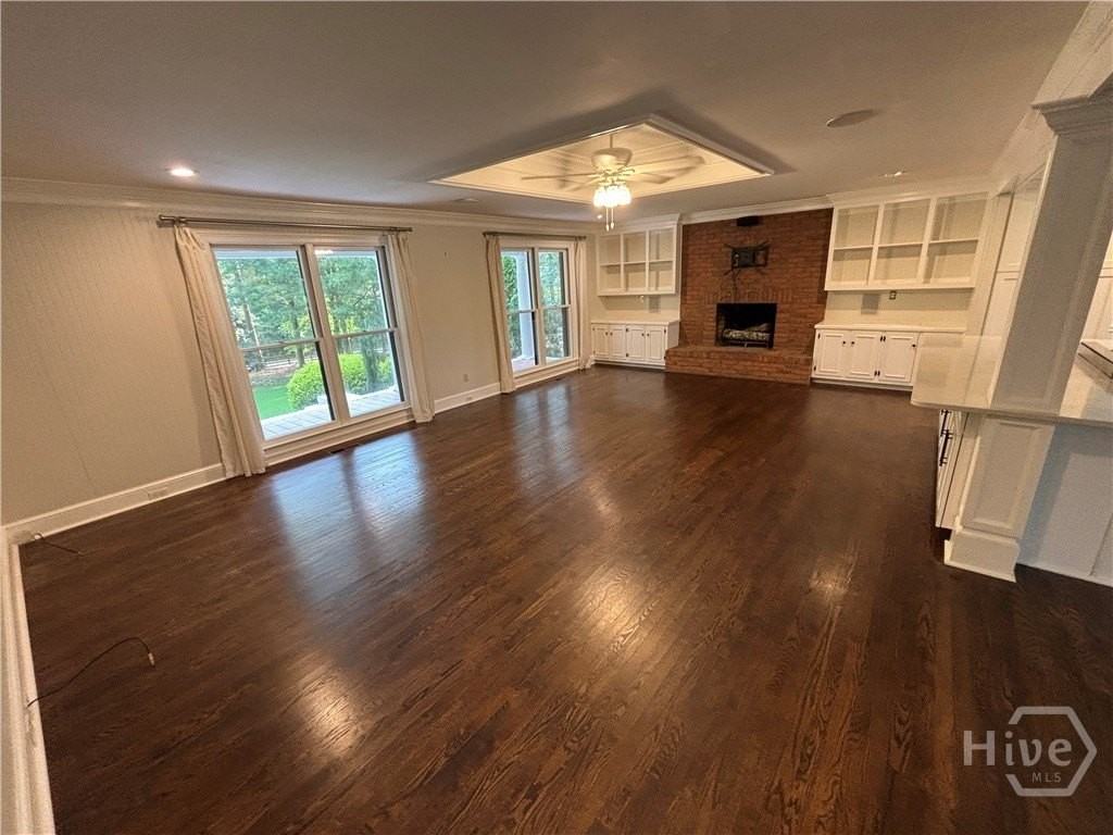 1331 Luke Cir - Photo 3 of 12