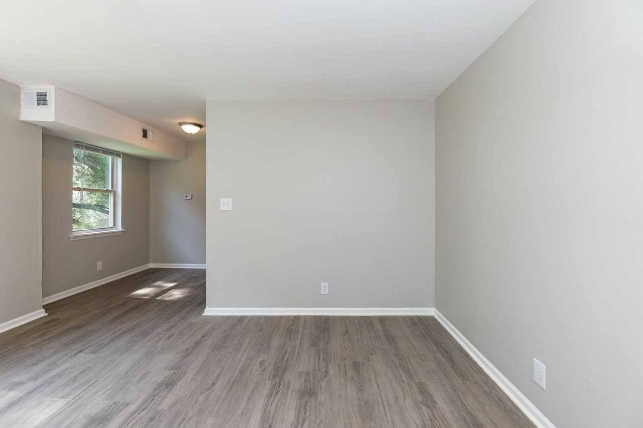 205 Johnson St #A - Photo 5 of 15