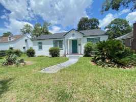 featured image of 2206 E 41st St