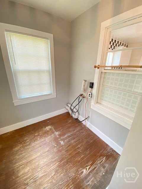 2206 E 41st St - Photo 7 of 17