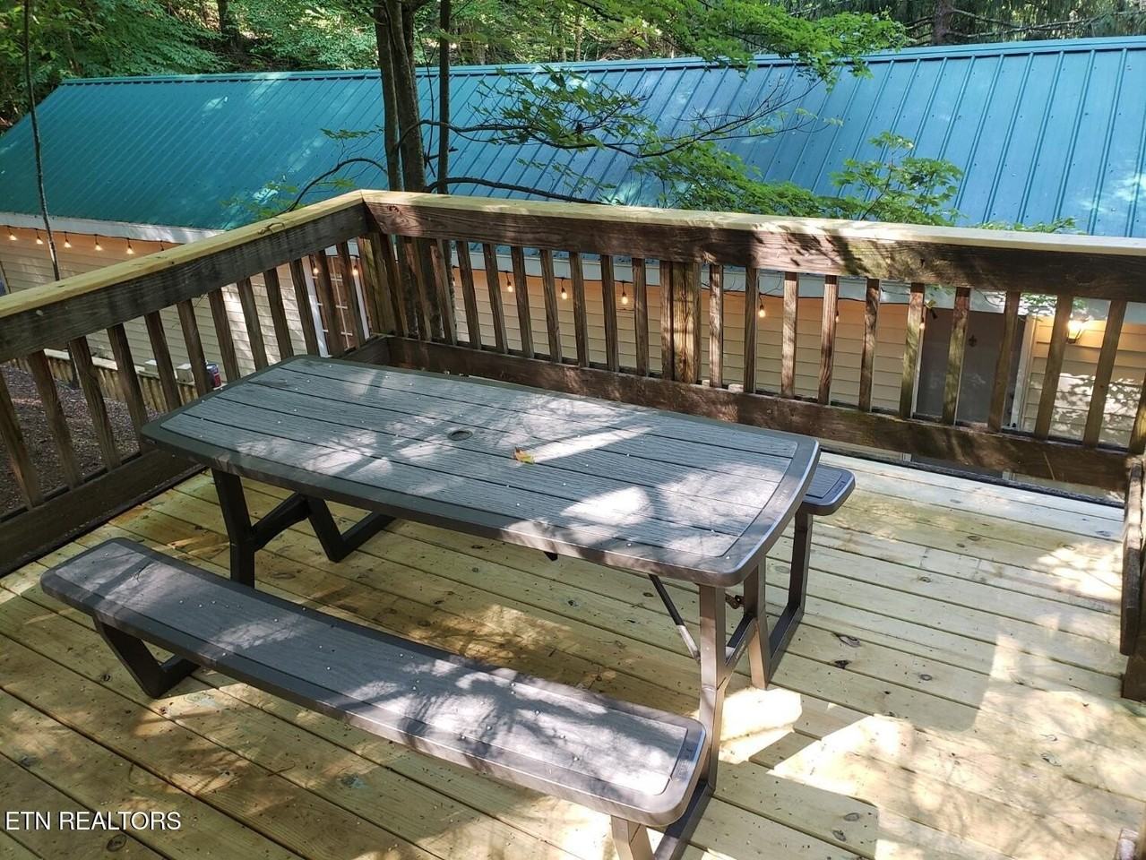 1110 S Spring Hollow Rd - Photo 3 of 45