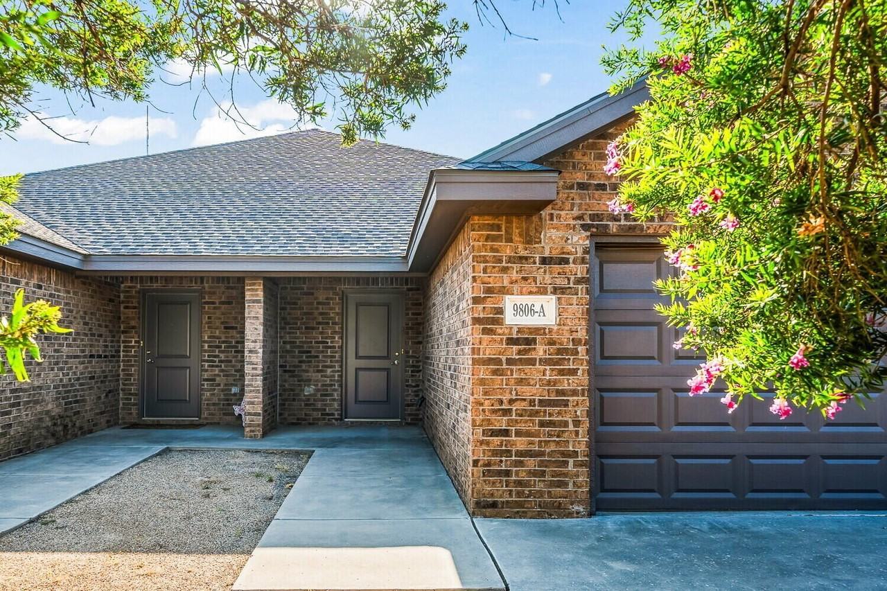 9806 Avenue V #A - Photo 3 of 20