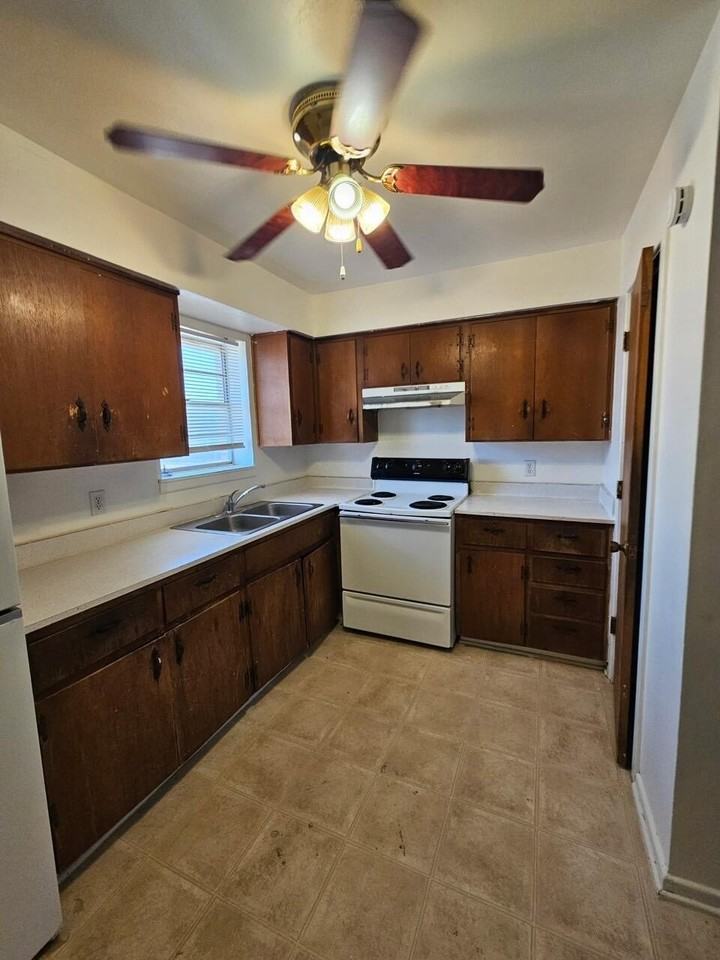 2619 19th St #20 - Photo 4 of 12