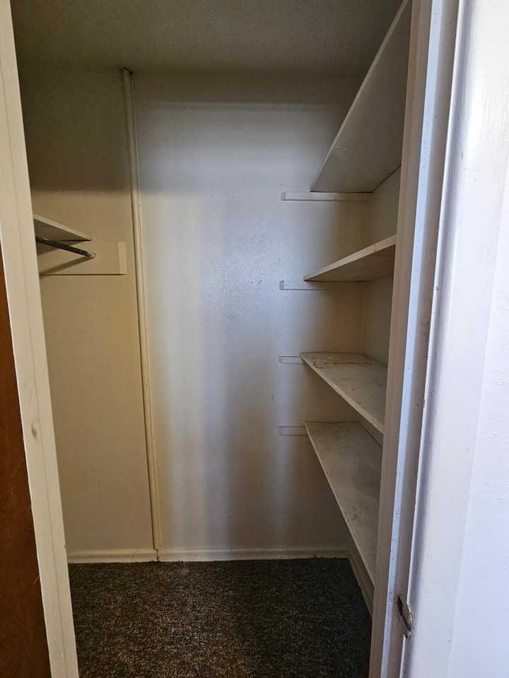 2619 19th St #20 - Photo 6 of 12