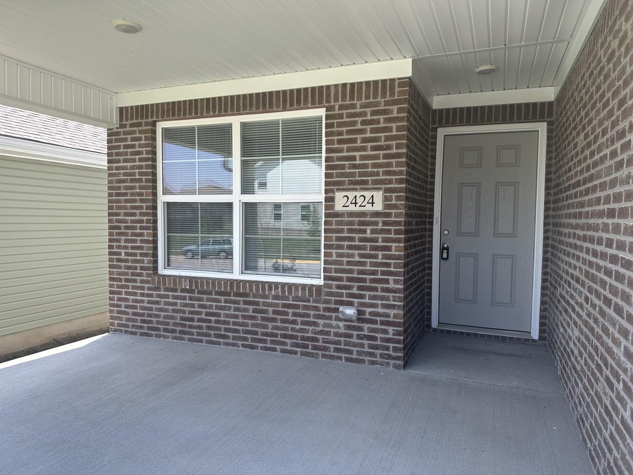 2424 Feathersound Way - Photo 3 of 19