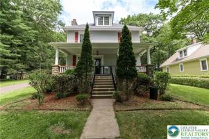 featured image of 26 Center Ave