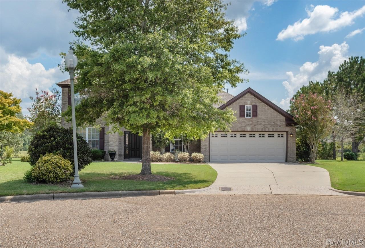9191 Brenham Ct - Photo 3 of 48