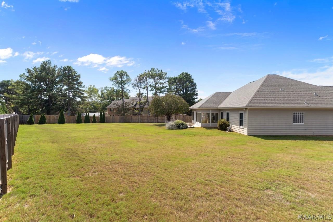704 Briarcliff Pl - Photo 5 of 25