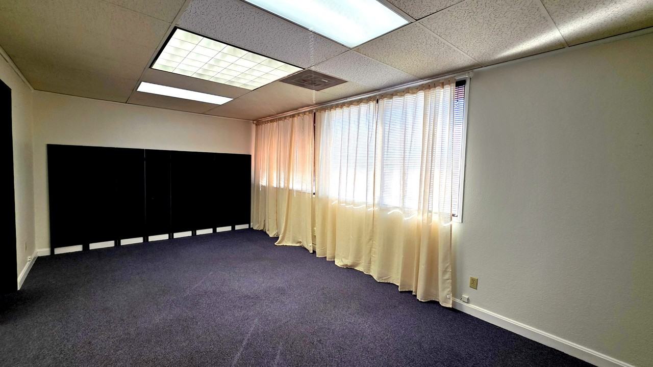 223 S Glendora Ave #203 - Photo 5 of 18