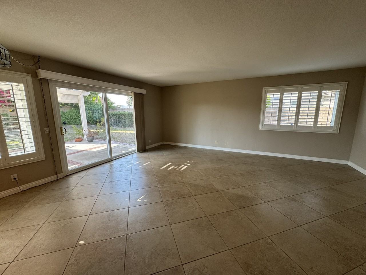 1827 Wellspring Drive Diamond Bar CA 91765 #1 - Photo 3 of 30