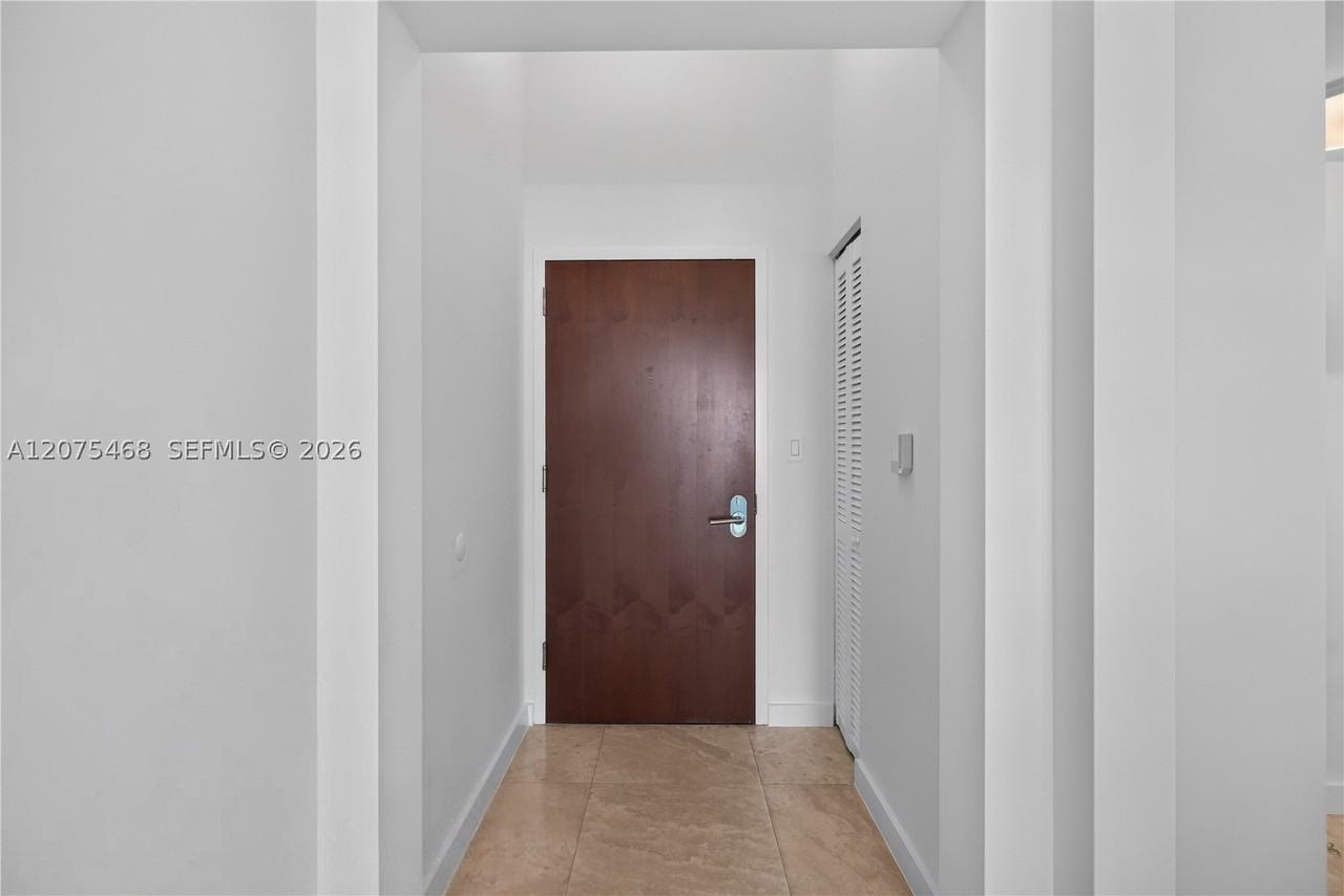 31 Se 5th St #4212