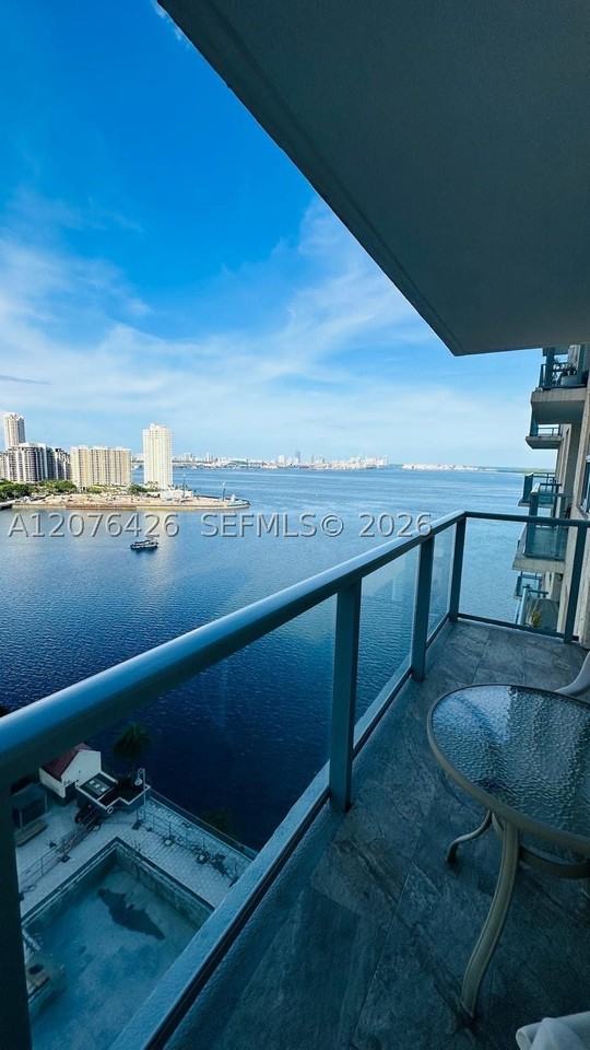 1155 Brickell Bay Dr #1906