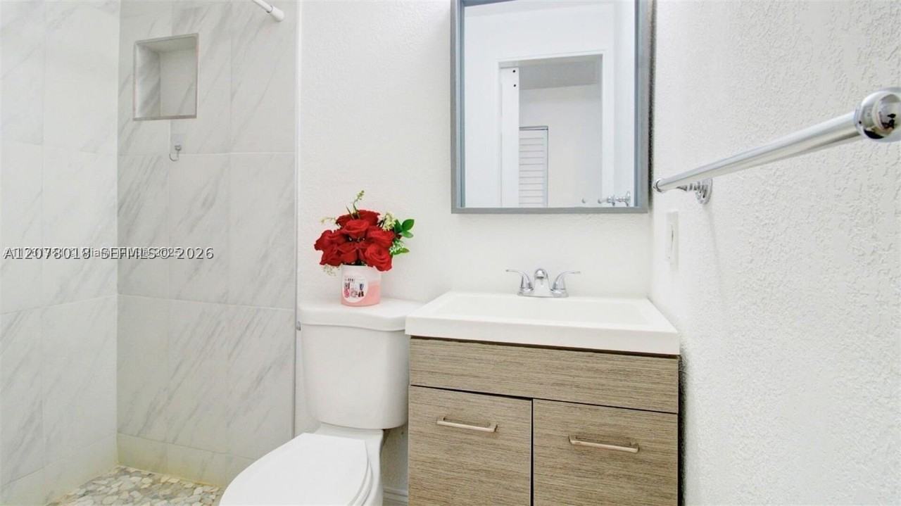 6110 Sw 37th St #0 - Photo 4 of 6