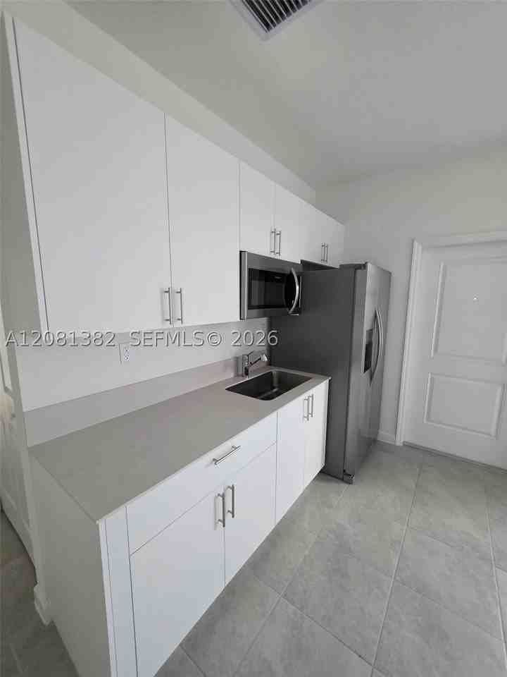 19571 Sw 339th Ter #1 - Photo 3 of 12
