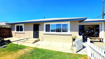 featured image of 124 N 12th Ave #D