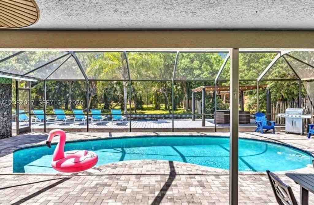 2191 Sw 27th Ln - Photo 3 of 25