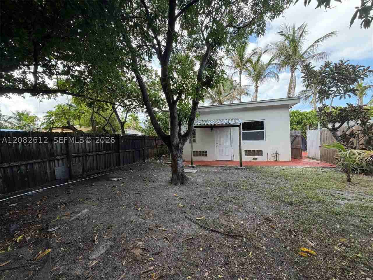 4265 Nw 5th Ave #0 - Photo 4 of 47