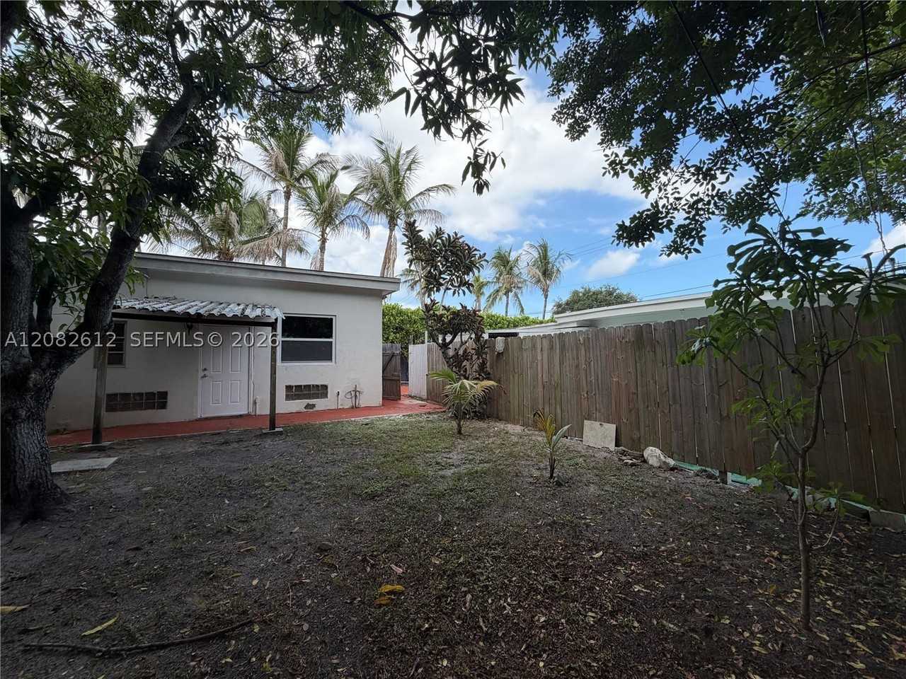 4265 Nw 5th Ave #0 - Photo 5 of 47