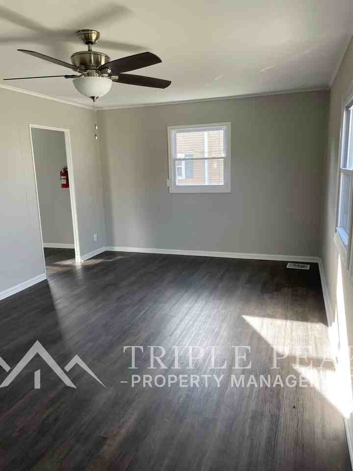 1703 4th Avenue - Single Family - Photo 2 of 13