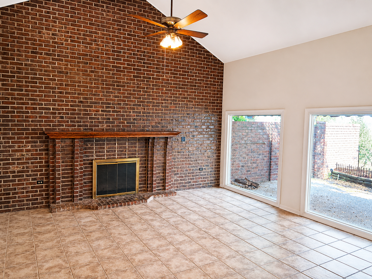 2723 Canyon Oaks Ct #1 - Photo 3 of 15